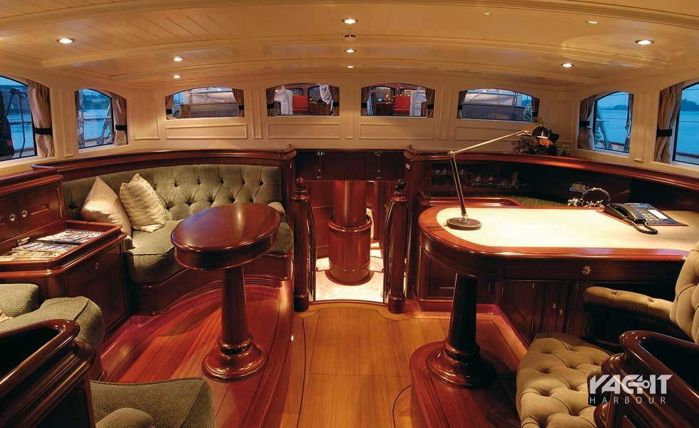 Sailing yacht Adele Vitters Yacht Harbour