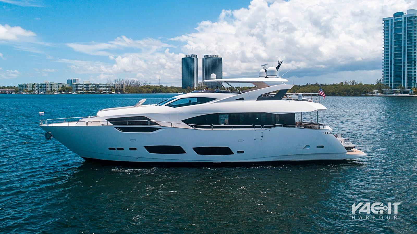 lady jade yacht