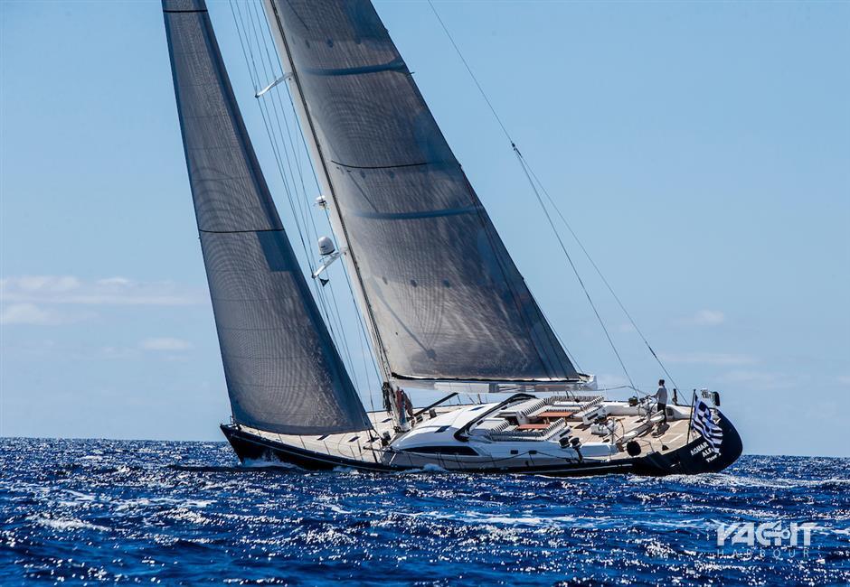 onyx 2 sailing yacht