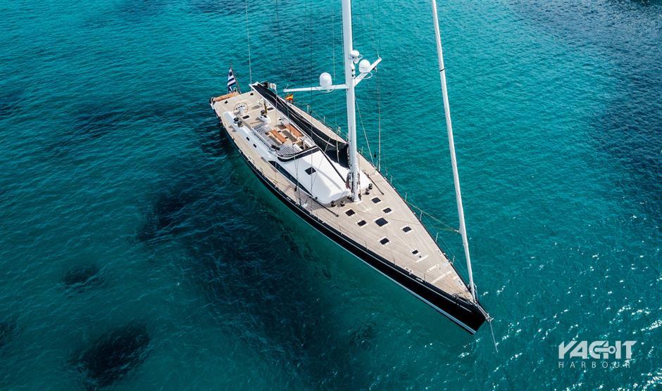 onyx 2 sailing yacht