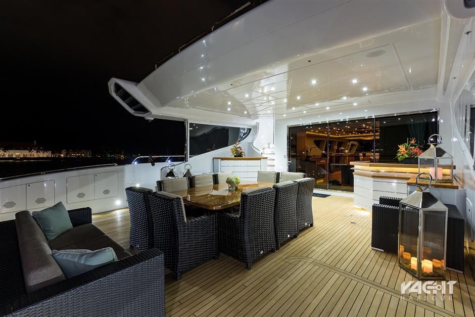 motor yacht royale x