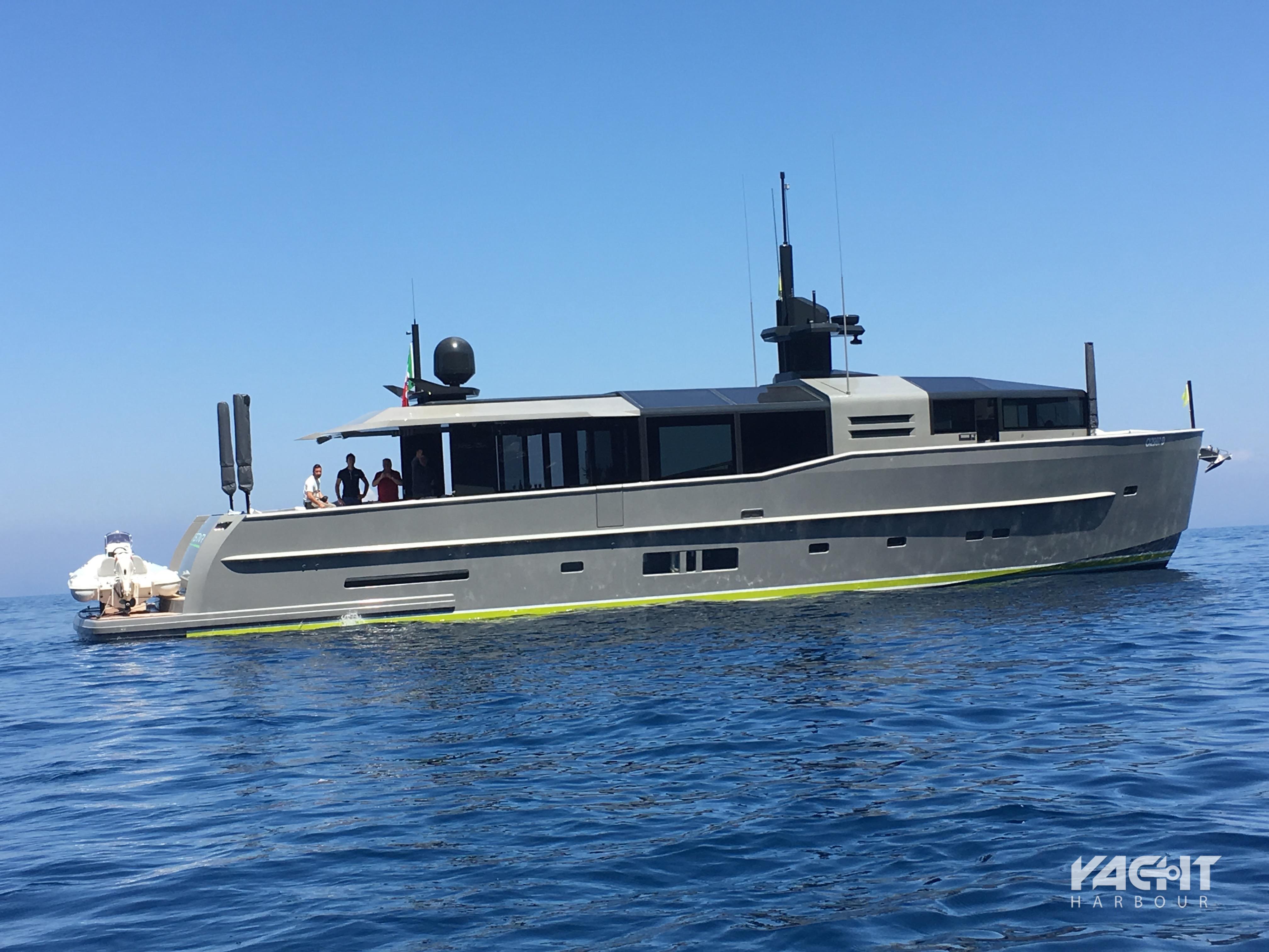 Motor yacht Joy Star Arcadia Yacht Harbour