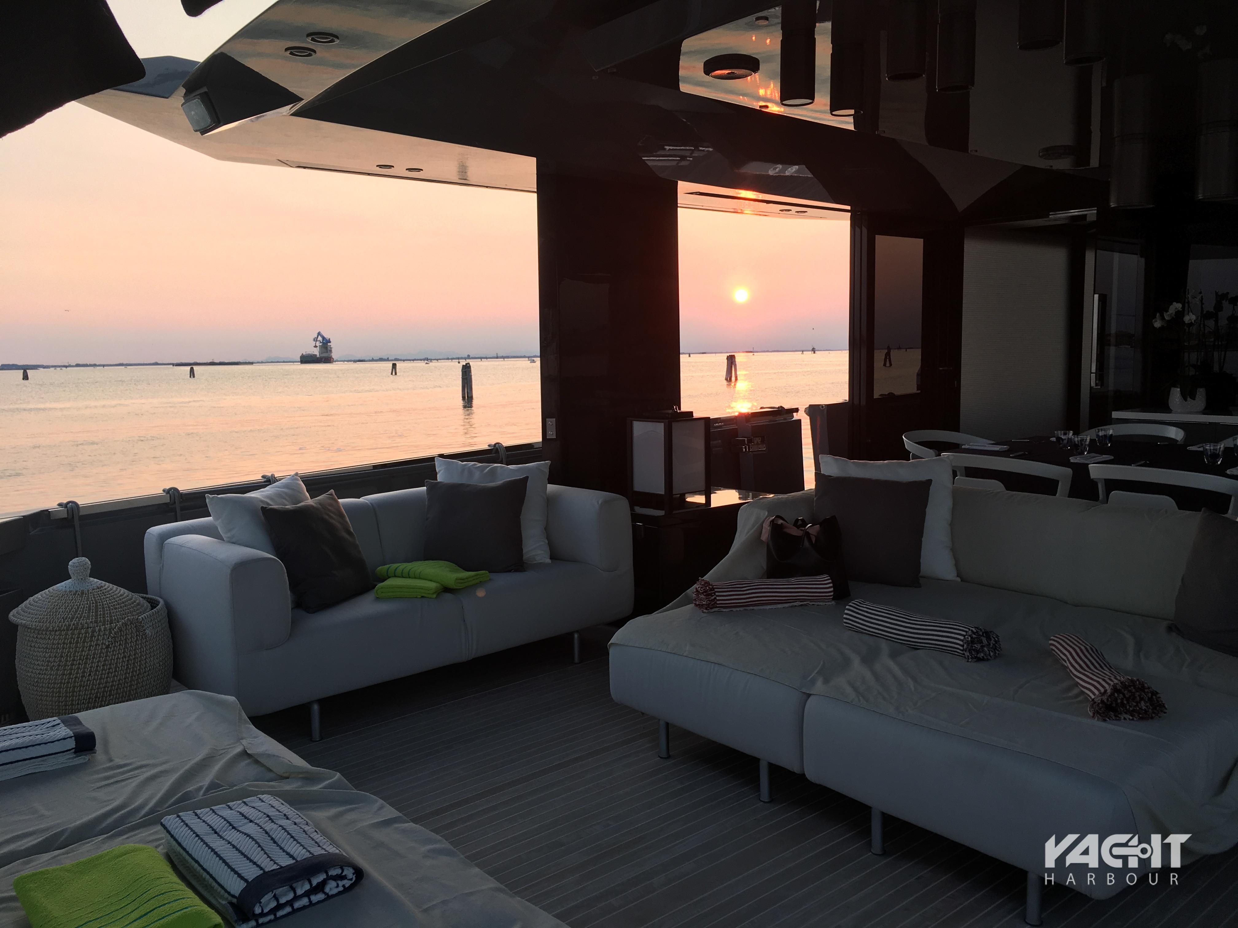 Motor yacht Joy Star Arcadia Yacht Harbour