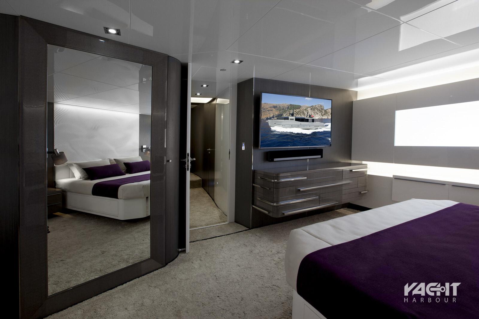 Motor yacht Joy Star Arcadia Yacht Harbour