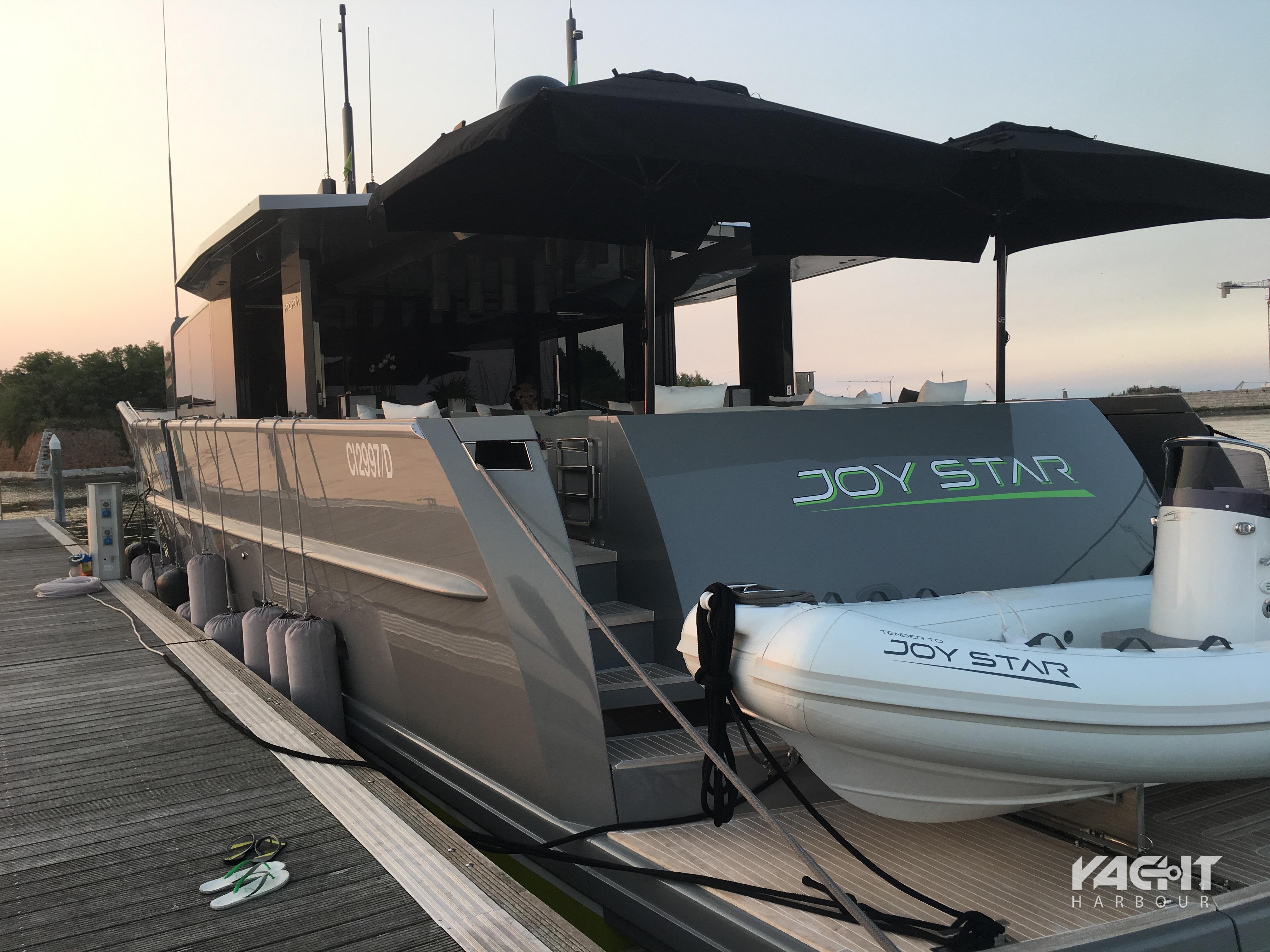 joy star yacht