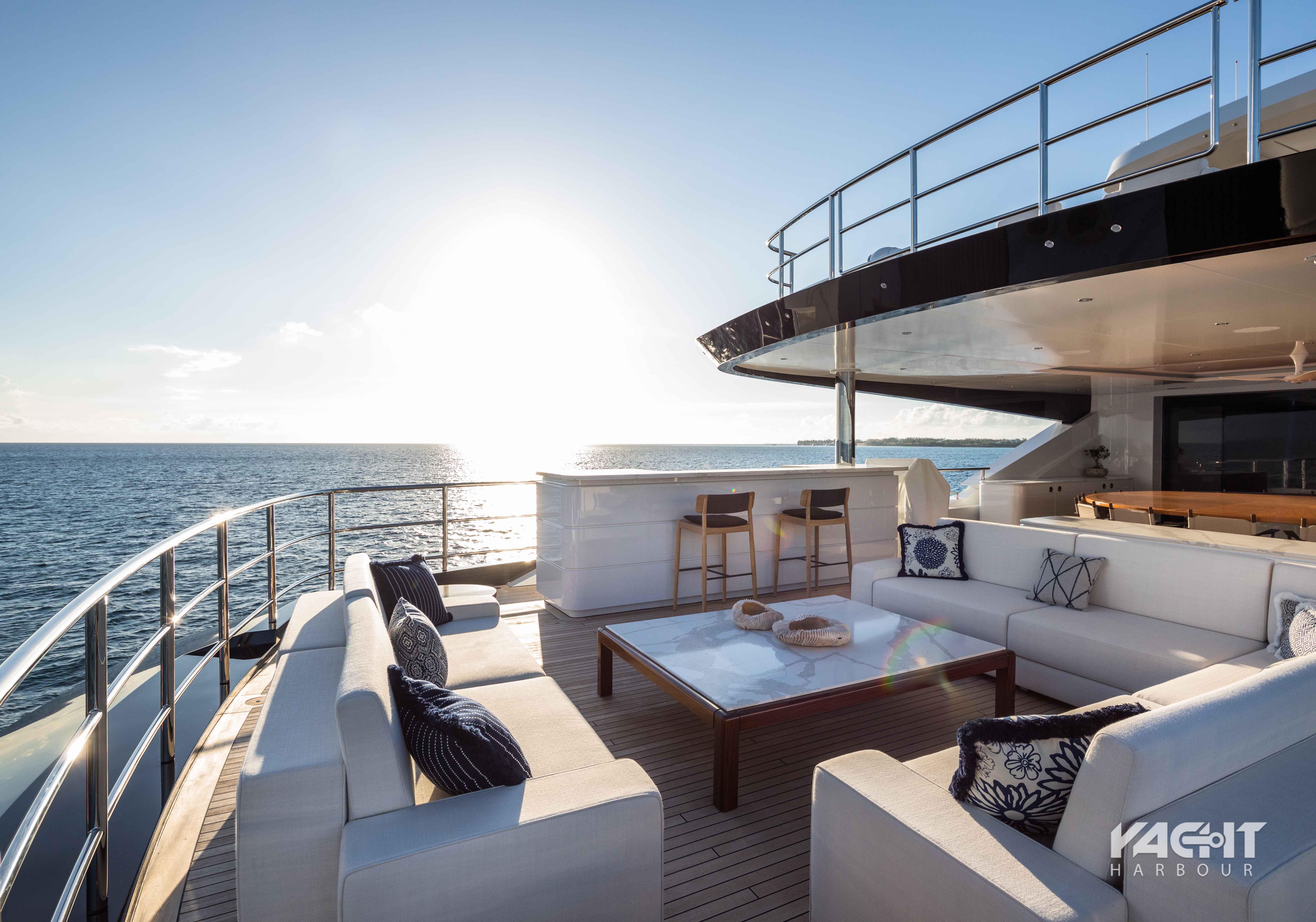 Motor yacht Calex - Benetti - Yacht Harbour