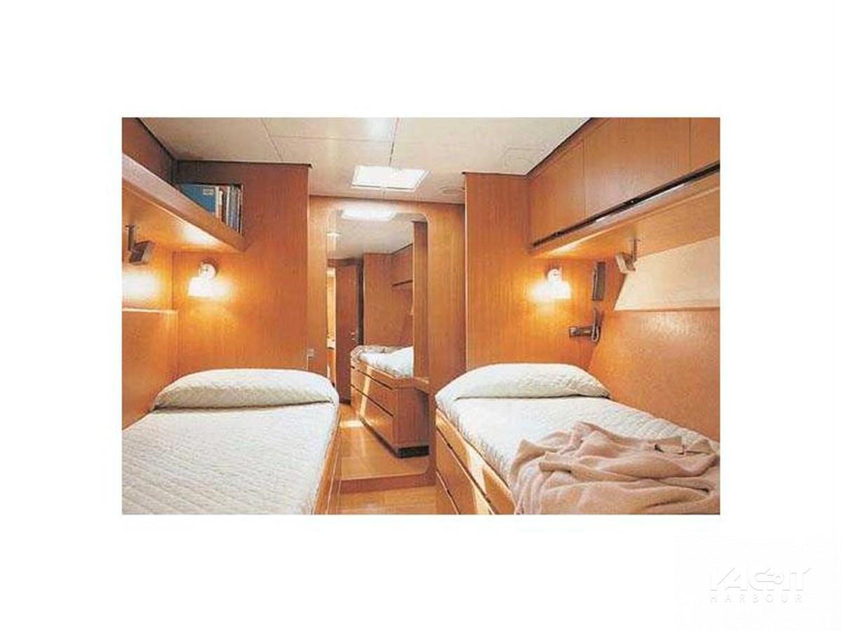 Sailing yacht Kenora Pendennis Yacht Harbour