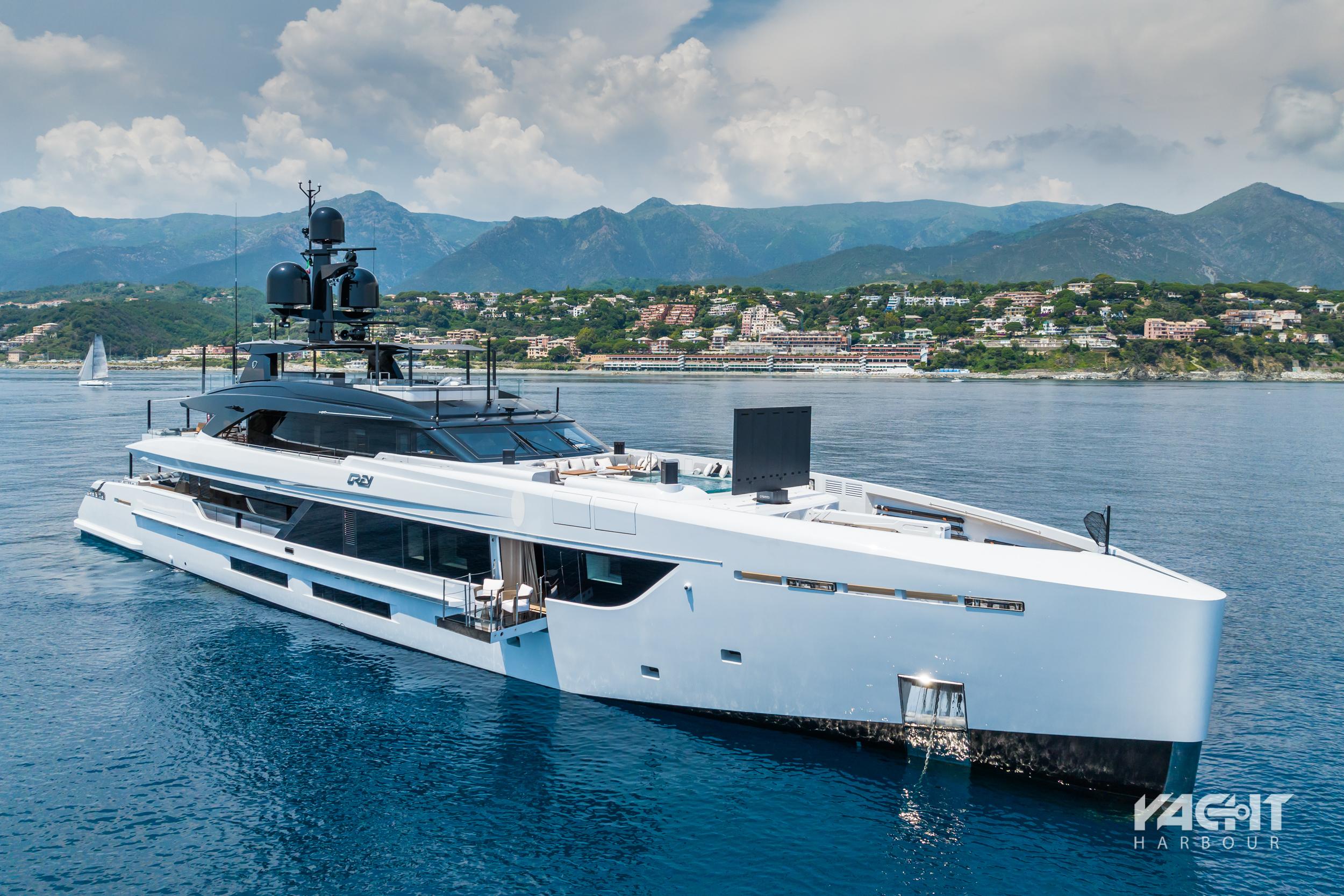 motor yacht grey