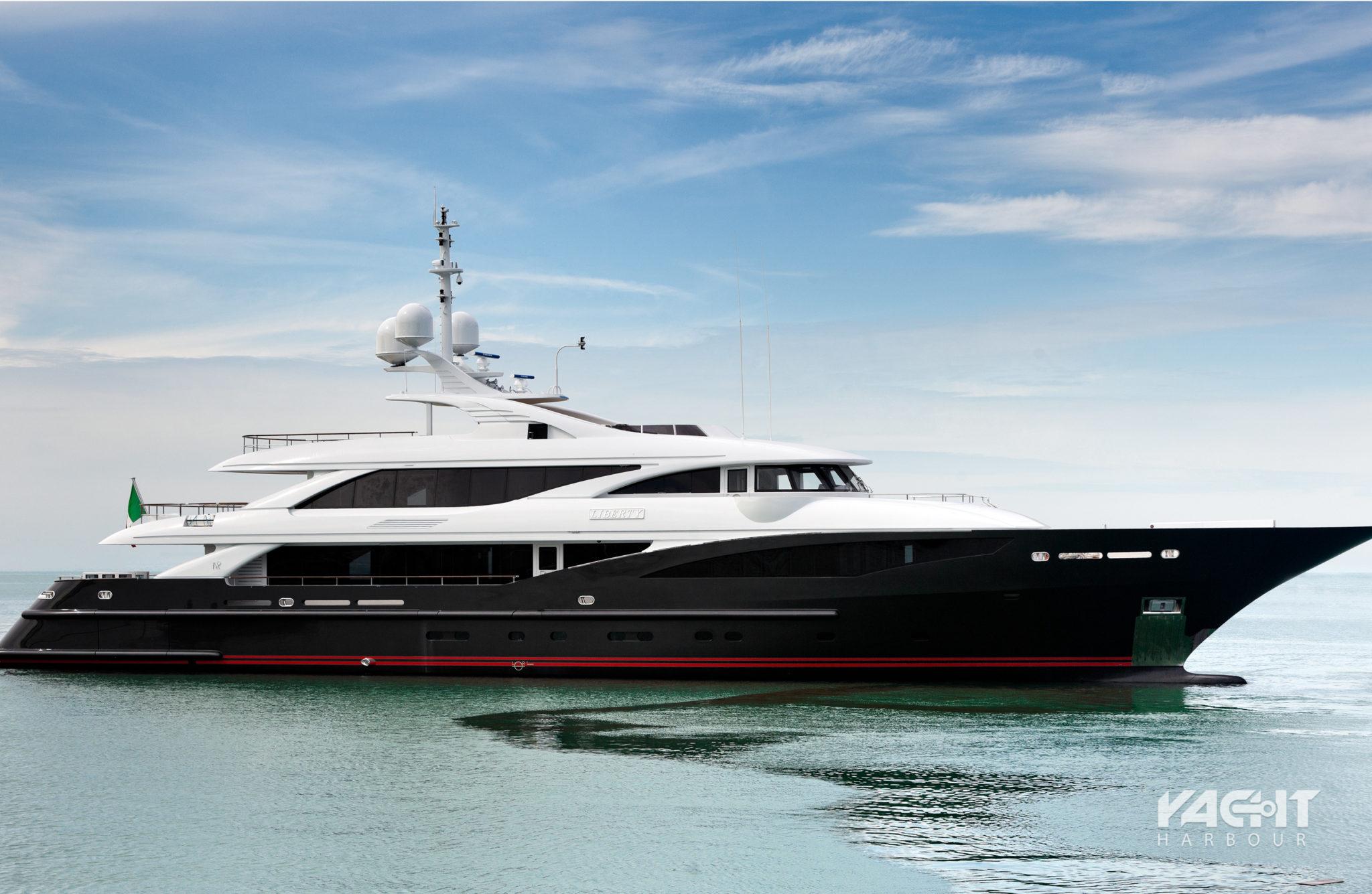 Motor Yacht Liberty - Isa - Yacht Harbour