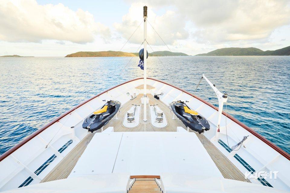 Motor yacht Amara Feadship Yacht Harbour